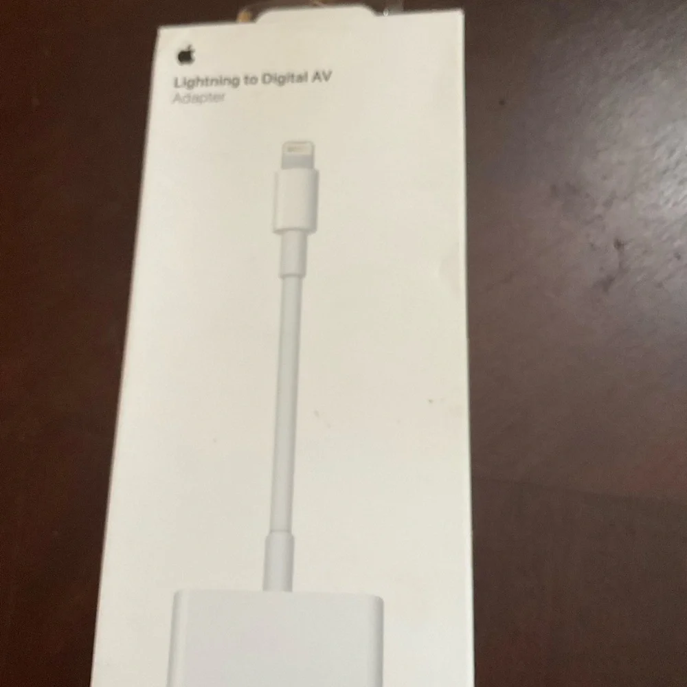 Lighting to Digital AV Adapter